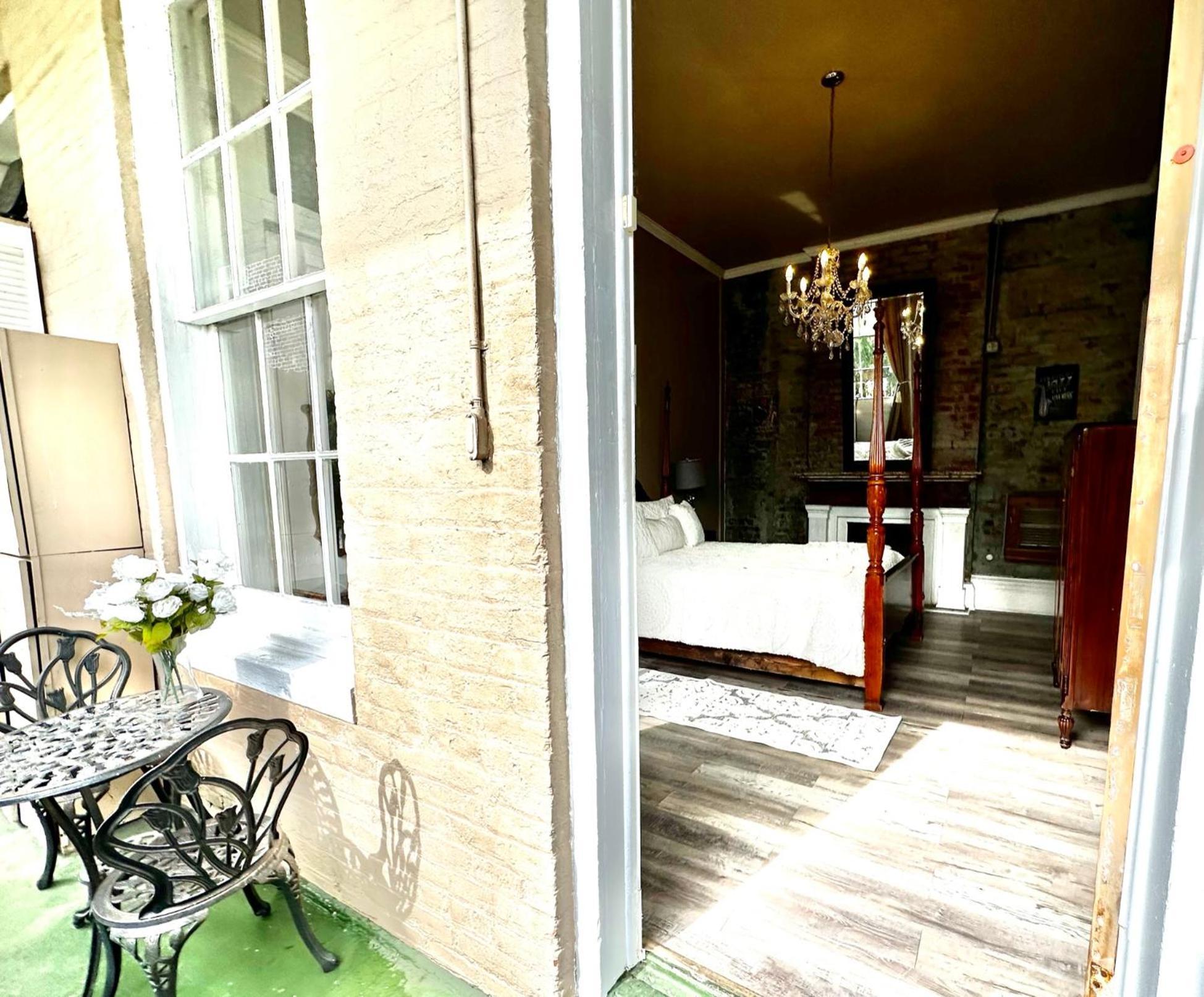 Fleur De Lis Mansion Bed & Breakfast Ню Орлиънс Екстериор снимка