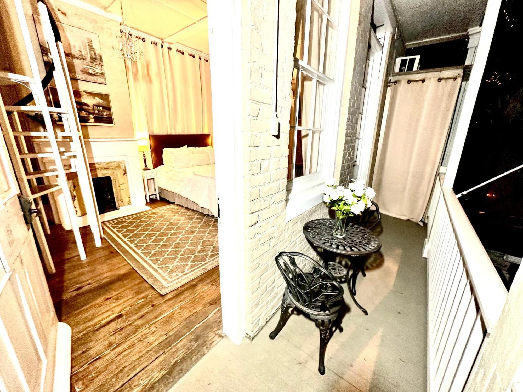 Fleur De Lis Mansion Bed & Breakfast Ню Орлиънс Екстериор снимка